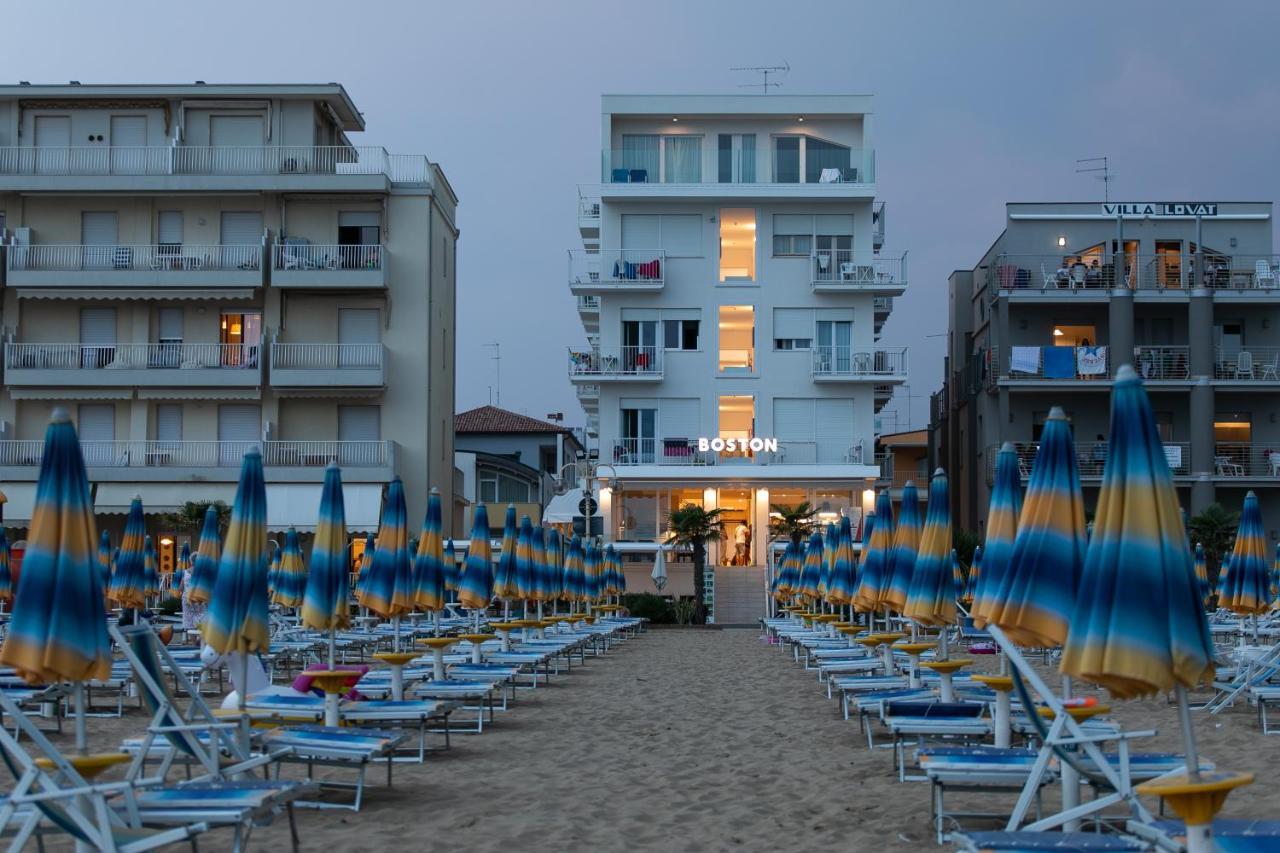 Hotel Boston 3 Stelle Superior Frontemare Lido di Jesolo Kültér fotó