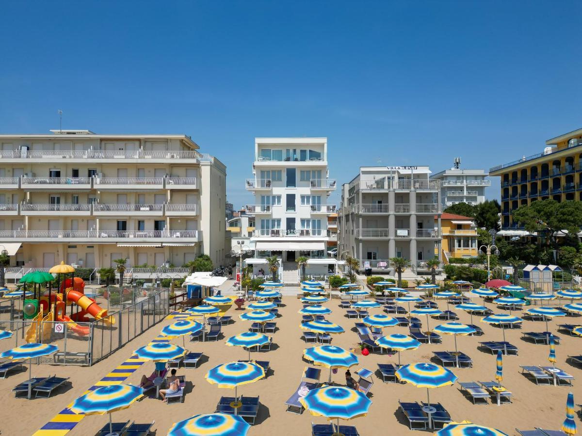 Hotel Boston 3 Stelle Superior Frontemare Lido di Jesolo Kültér fotó