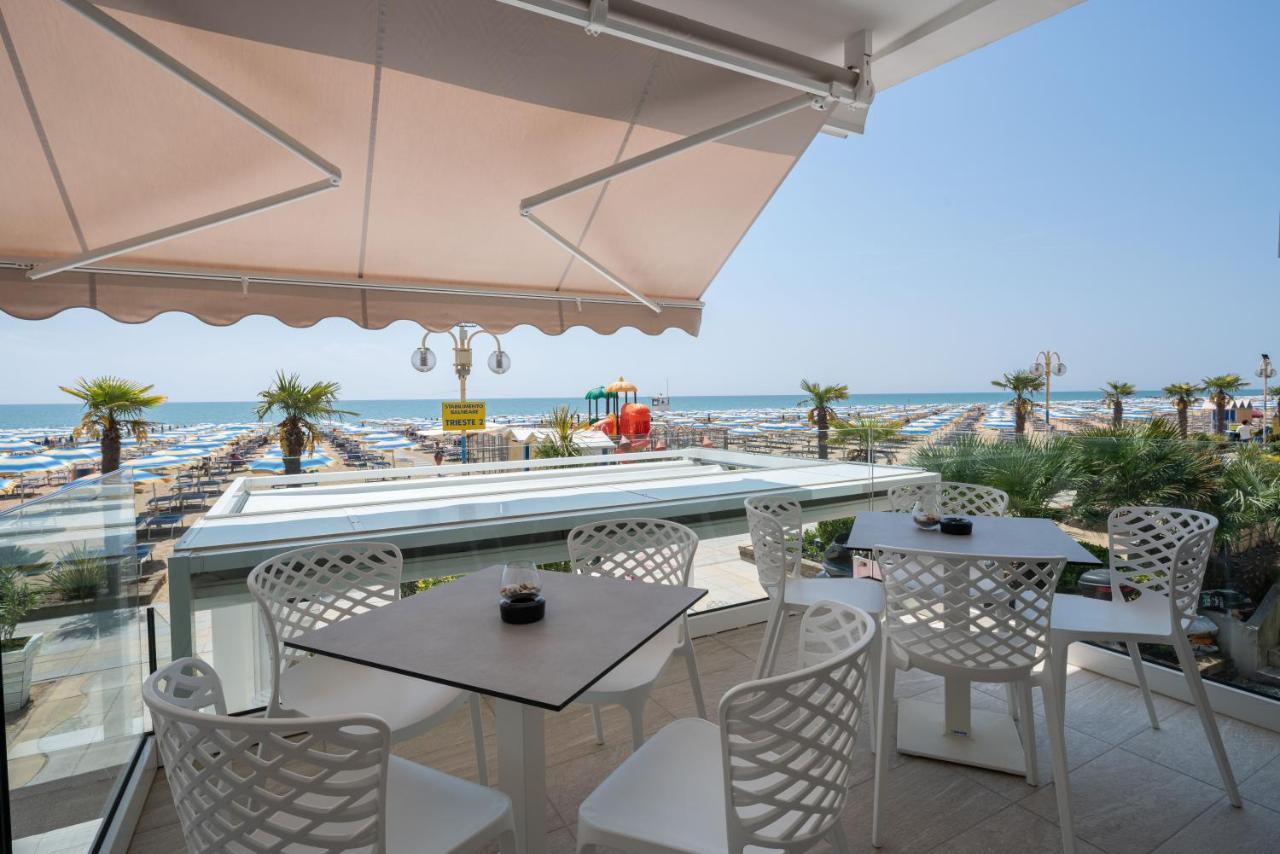 Hotel Boston 3 Stelle Superior Frontemare Lido di Jesolo Kültér fotó