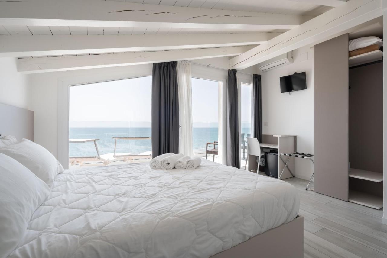 Hotel Boston 3 Stelle Superior Frontemare Lido di Jesolo Kültér fotó